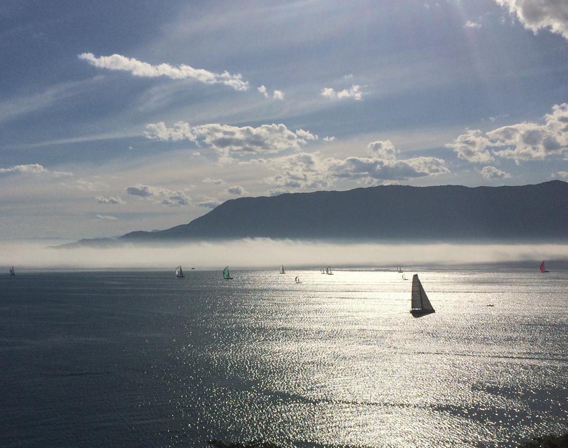Bangalô em Ilhabela/Yacamim Villa Bagian luar foto